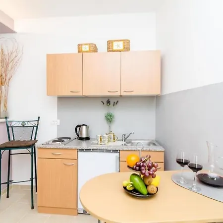 & Lady O - Studio With Terrace And Sea View Apartment *