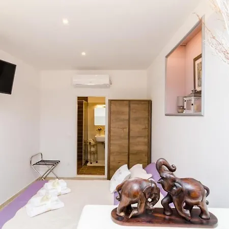 & Lady O - Studio With Terrace And Sea View Appartement Dubrovnik